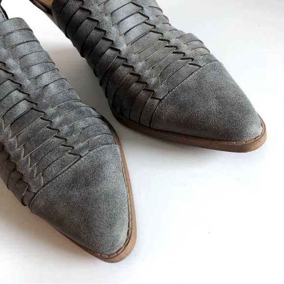 Qupid Zooey Western Woven Pointed Toe Booties - Picture 8 of 16